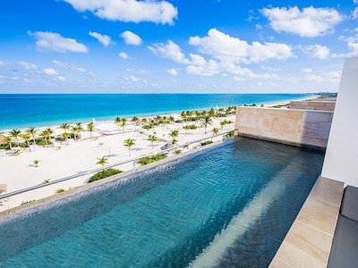 Elegance Club Plunge Pool Suite Ocean Front 18+
