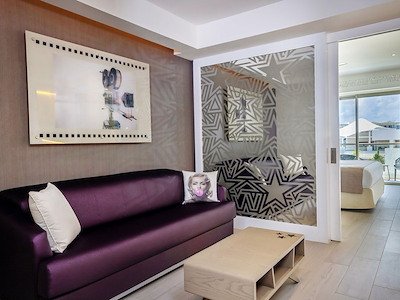 Entourage Suite