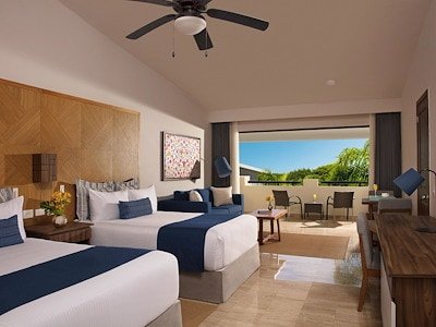 Deluxe Junior Suite Tropical View Double