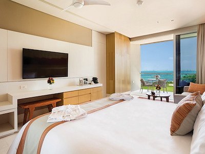 Deluxe Ocean View King