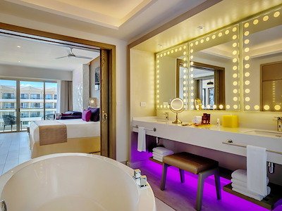 Star Class Director's Suite One Bedroom