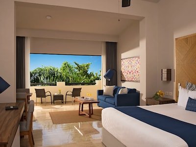 Deluxe Junior Suite