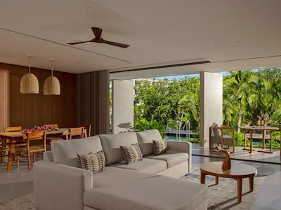 Preferred Club Dreams Suite Tropical View Swim Out
