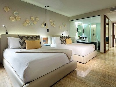 Family Selection Loft Suite Jacuzzi Terrace