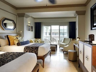 Junior Suite Beachside Ocean View