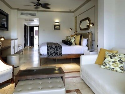 Junior Suite Beachside