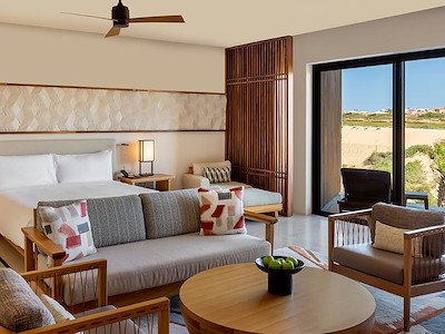Junior Suite Golf View