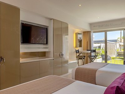Junior Suite Swim Out