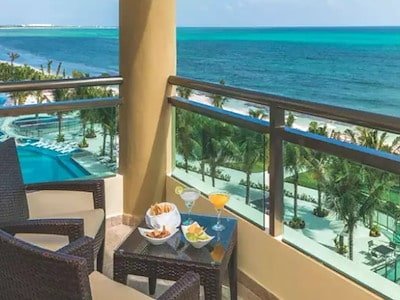 Ocean Front Royal Suite