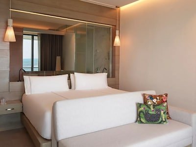 Luxuriate 2 Bedroom Suite