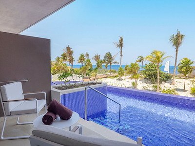 Luxury Junior Suite Swim Out Ocean Front
