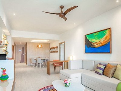 Club One Bedroom Master Swim Up Suite