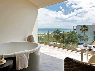 Family Selection Loft Suite Jacuzzi Terrace Ocean View