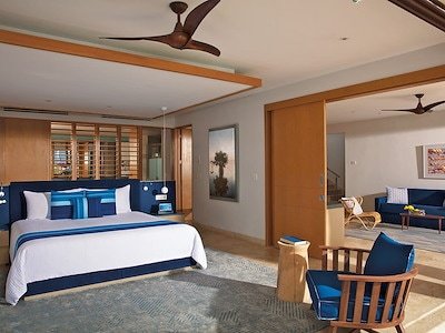 Preferred Club Master Suite Oceanfront with Private Pool
