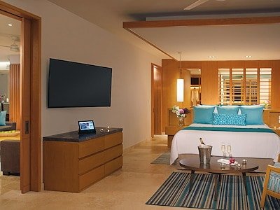 Preferred Club Paramount Suite Ocean View