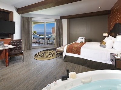 Rock Royalty Partial Ocean View Double