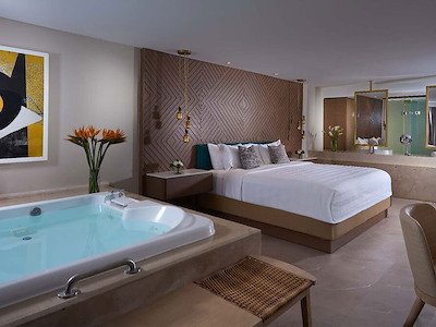 Rock Suite Ocean View Two Bedroom with Personal Assistant