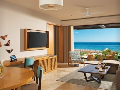 Preferred Club Master Suite Ocean View Two Queens