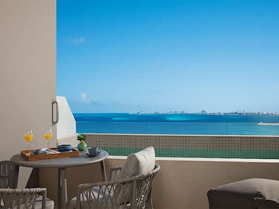 Preferred Club Deluxe Ocean View Plunge Pool Double