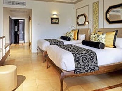 Connecting Suite