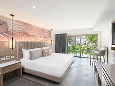 Luxury Garden View Room Diamond Club