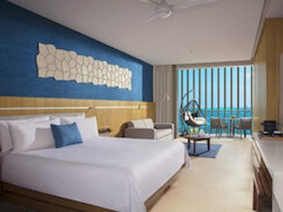 Preferred Club Premium Suite Ocean View King Bed Hot Tub
