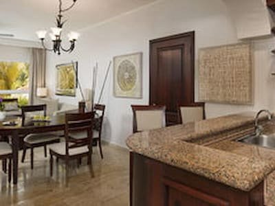 Two Bedroom Suite Tropical Palms