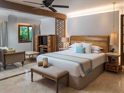 Golden Junior Suite