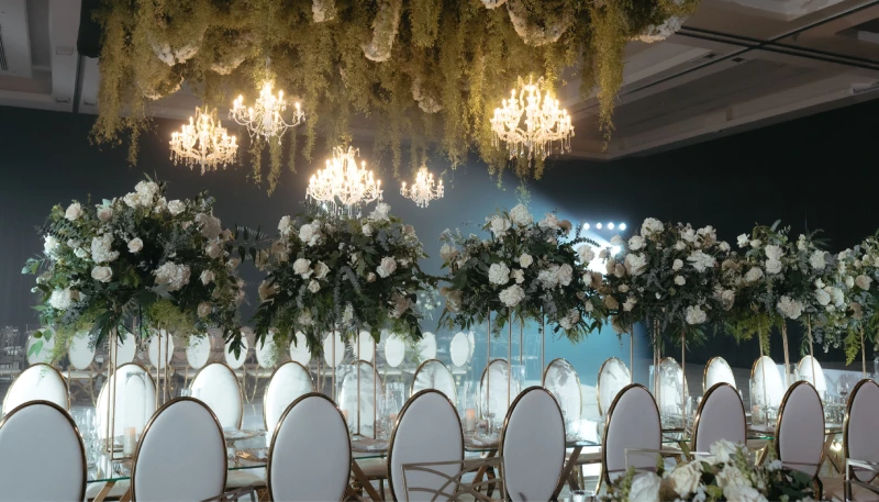 Floral and decor